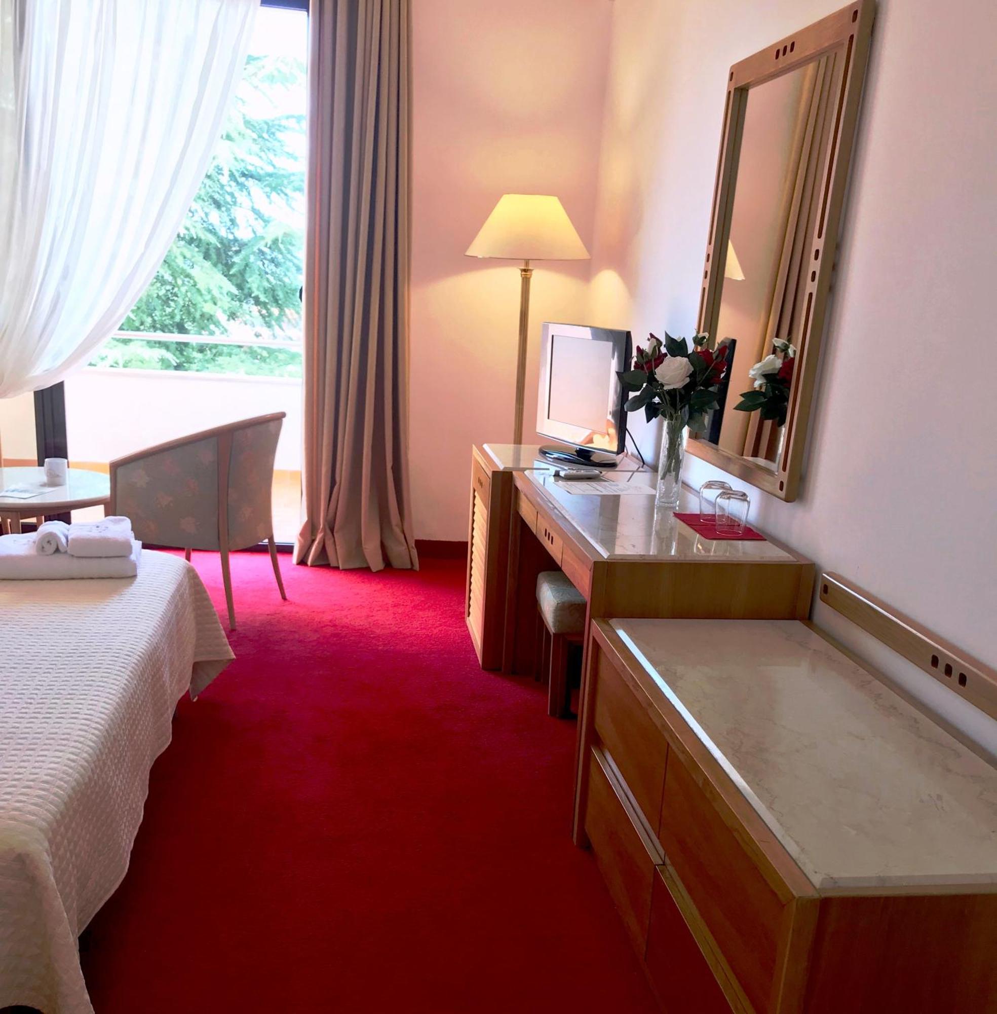 Chateau Linza Resort Tiranë Eksteriør bilde