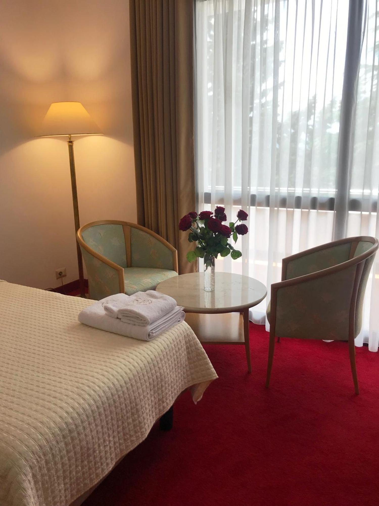 Chateau Linza Resort Tiranë Eksteriør bilde