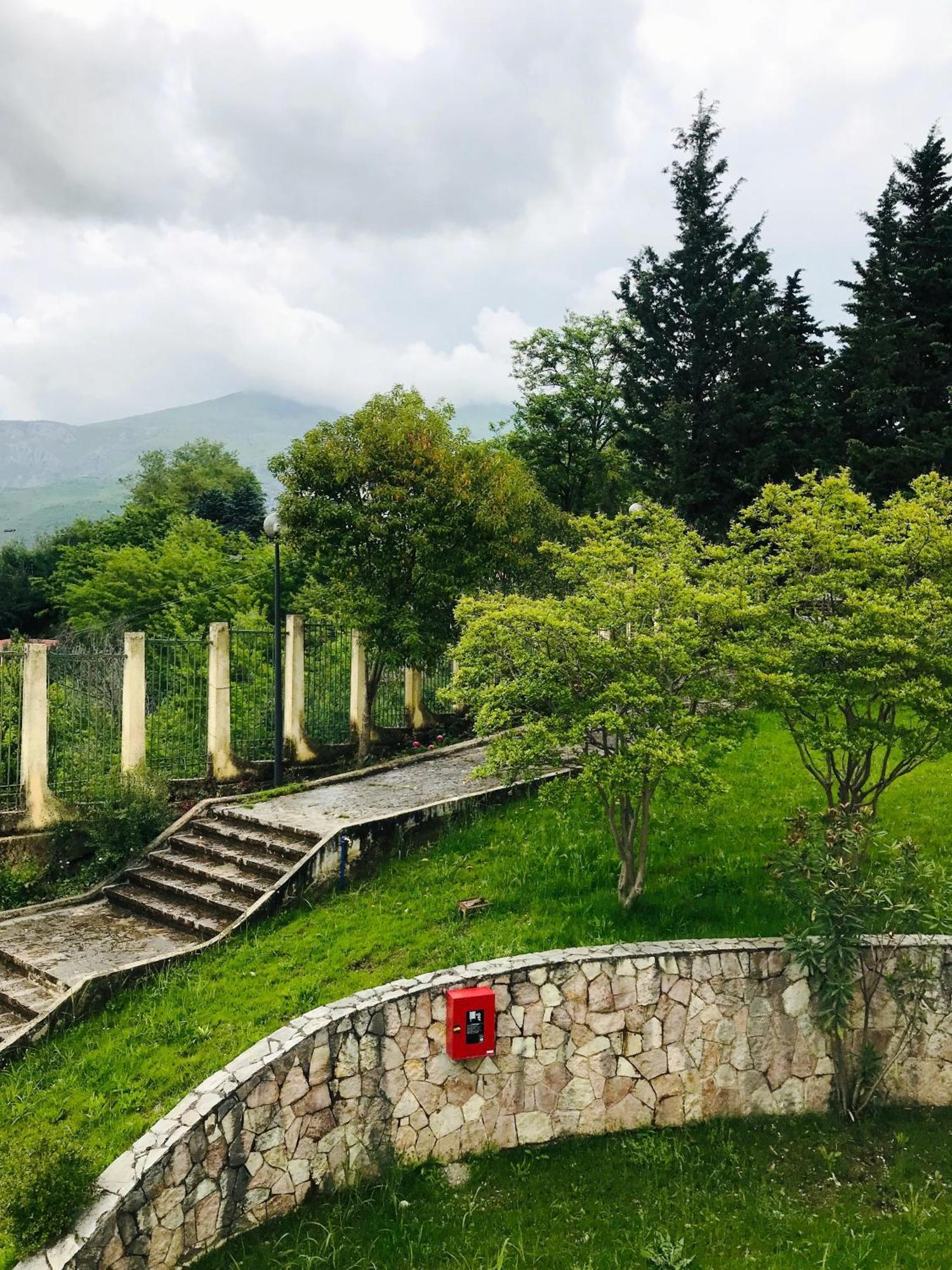 Chateau Linza Resort Tiranë Eksteriør bilde