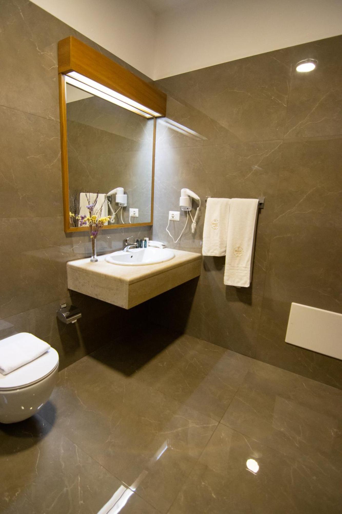 Chateau Linza Resort Tiranë Eksteriør bilde