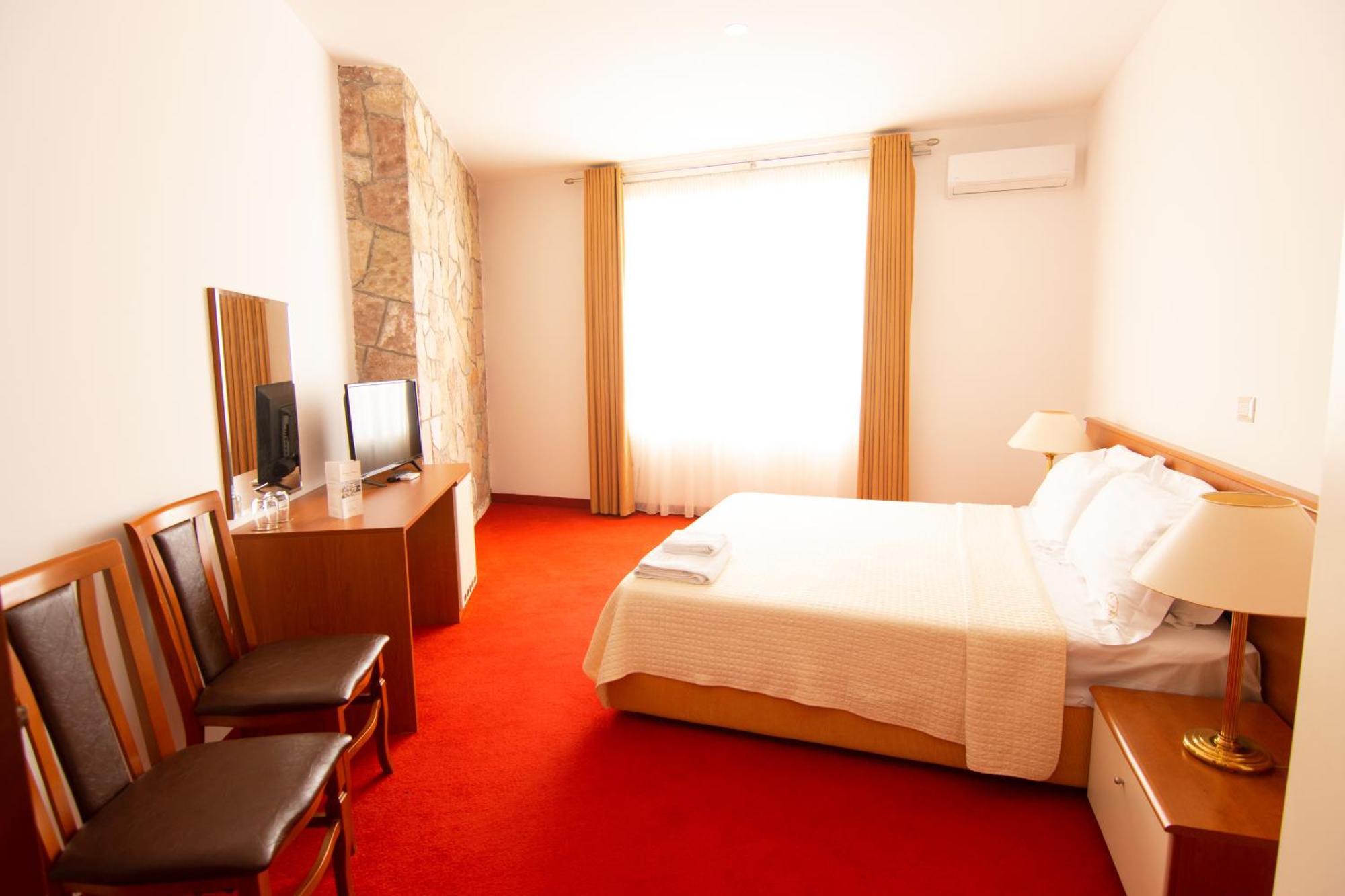 Chateau Linza Resort Tiranë Eksteriør bilde