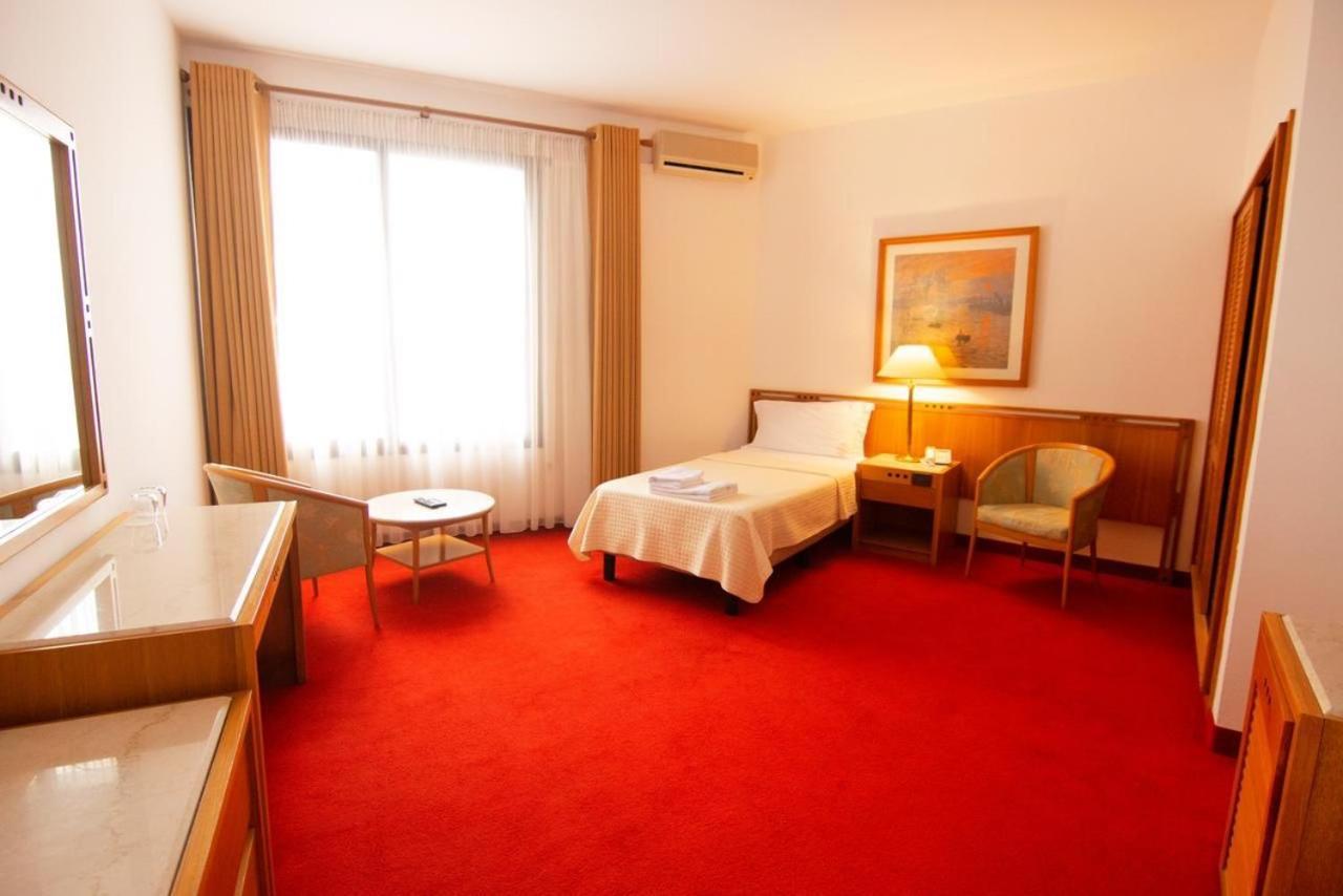 Chateau Linza Resort Tiranë Eksteriør bilde